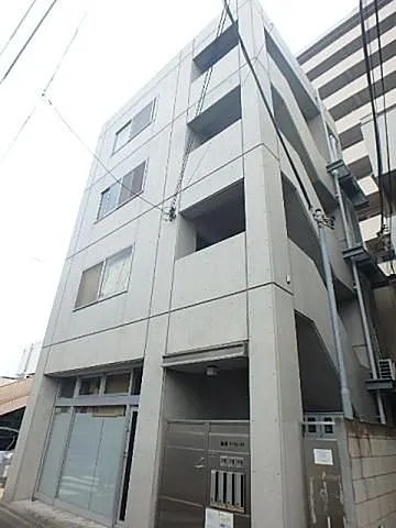 梅里１・１５・１１のエントランス