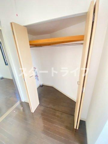 吹田市垂水町１丁目の賃貸マンションの収納