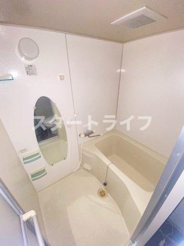 吹田市垂水町１丁目の賃貸マンションの浴室