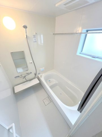 立川市西砂町　全15棟　新築戸建ての浴室