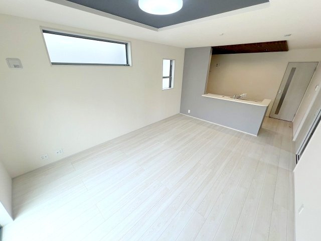 立川市西砂町　全15棟　新築戸建ての居間・リビング