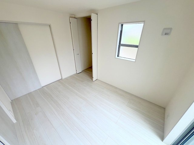 立川市西砂町　全15棟　新築戸建ての洋室