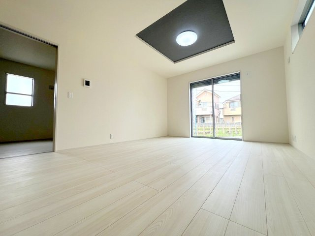 立川市西砂町　全15棟　新築戸建ての居間・リビング