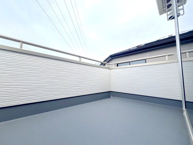 立川市西砂町　全15棟　新築戸建てのバルコニー