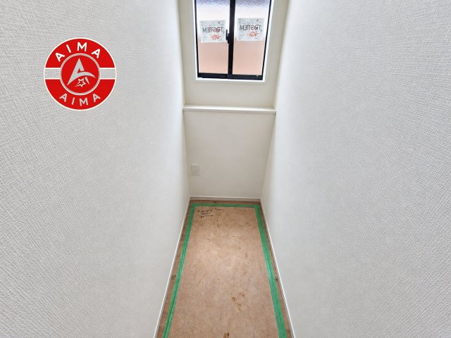 福岡市南区野多目5丁目第5-1棟（1号棟）の内観：施工例|温水洗浄便座を完備しております。2ヶ所にトイレがあるのは朝の慌ただしい時間も安心です。