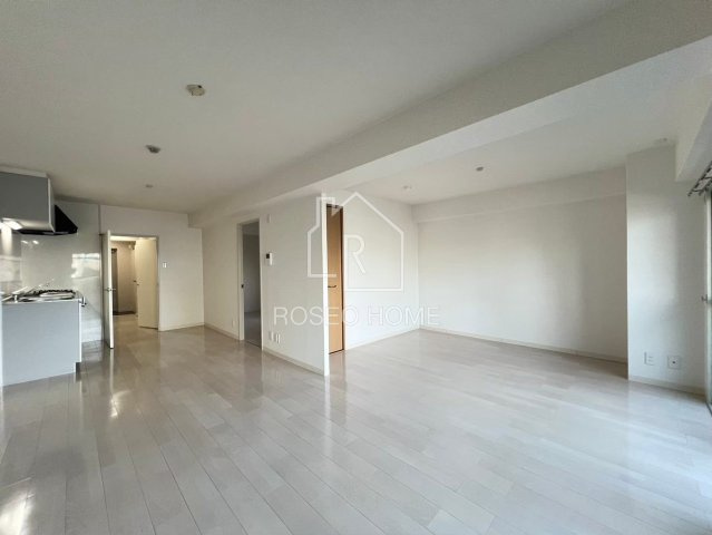 淺沼谷町マンションの居間・リビング|同マンション別部屋：参考写真