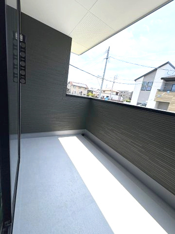 【バルコニー】 | 福岡市早良区田隈3丁目7期　1号棟（全1棟）【仲介手数料無料・0円】 | 施工例。施工例は完成時と異なる場合があります。