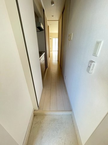 【玄関】