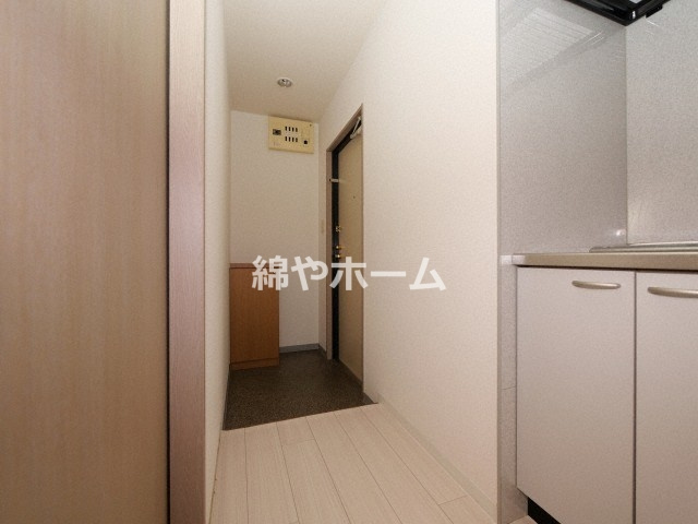 パナハイムなんばの玄関|明るい玄関です