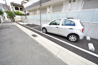 【駐車場】 | リブリ・新神戸