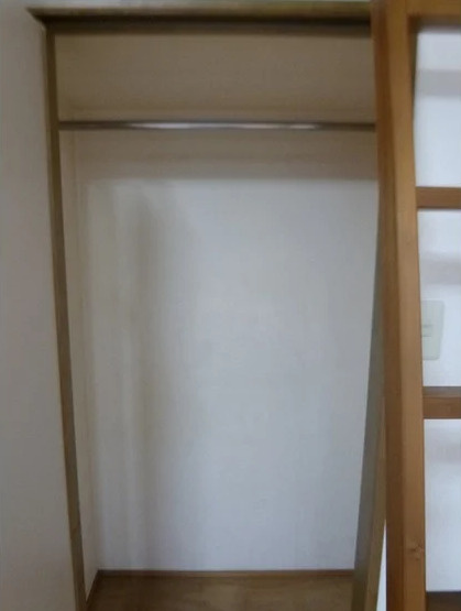 パンシオンビラA棟の収納