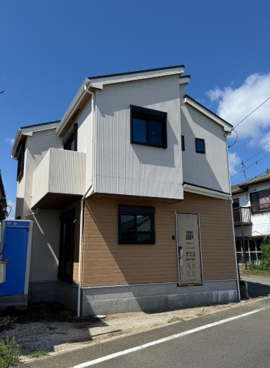 厚木市山際　新築戸建