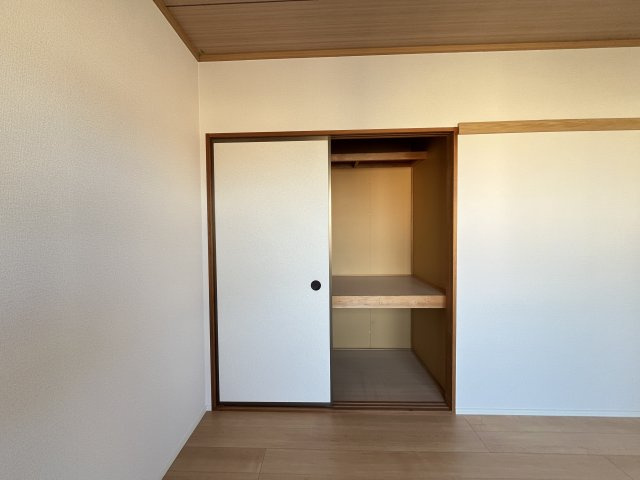 セジュールサバス　E棟の収納