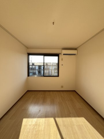 セジュールサバス　E棟の洋室