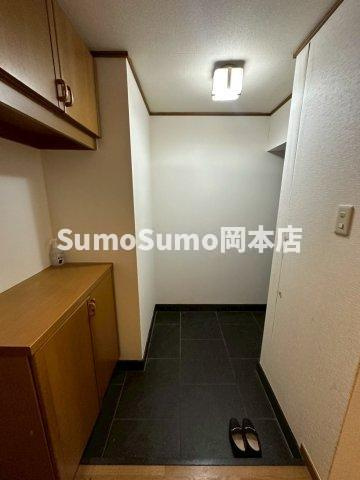 神戸市東灘区鴨子ケ原１丁目の賃貸マンションの玄関|シンプルで使いやすい玄関です