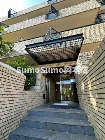 神戸市東灘区鴨子ケ原１丁目の賃貸マンションのエントランス|エントランスです