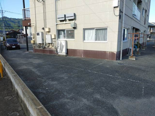 三の宮マンションのその他|西側