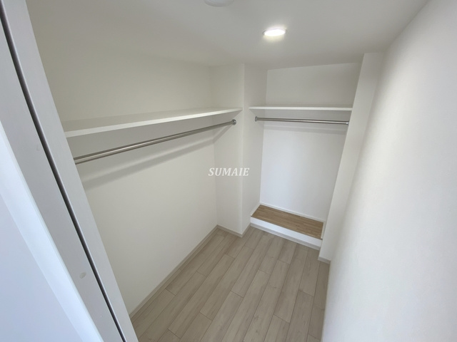 Ｄｏｍｉｎｏ　Ｓｔｅｌｌａ　Ｒｅｓｉｄｅｎｃｅの収納|洋室収納