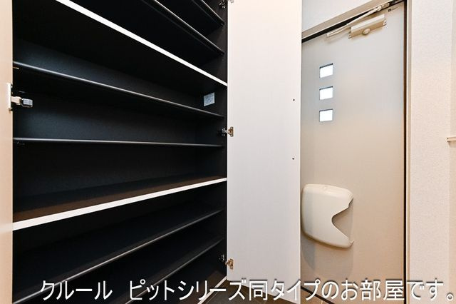 グランドムールⅢの玄関