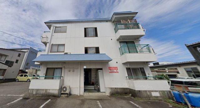 富山県富山市新庄町　一棟アパートの外観