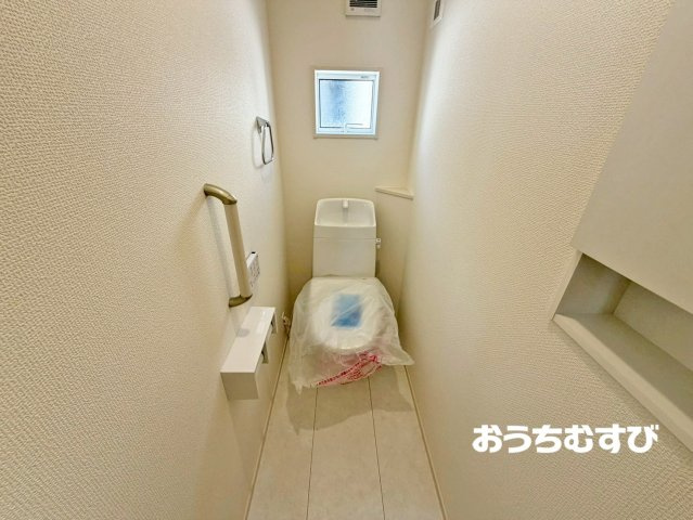 春日井市西高山町2丁目(全4棟)のトイレ