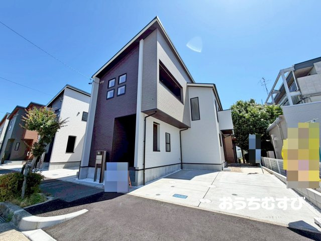 春日井市西高山町2丁目(全4棟)の駐車場