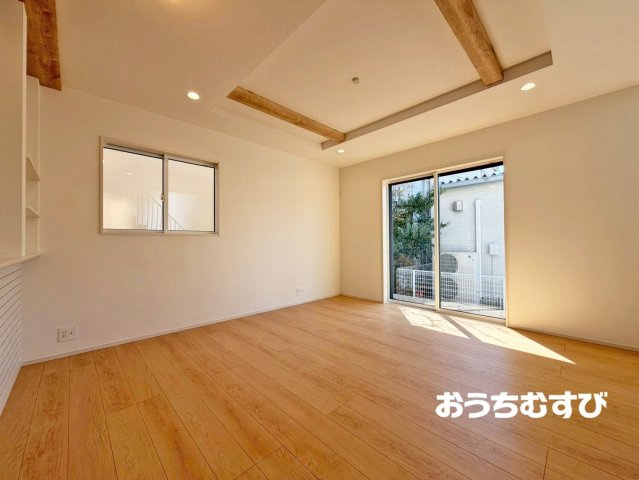 春日井市西高山町2丁目(全4棟)の居間・リビング