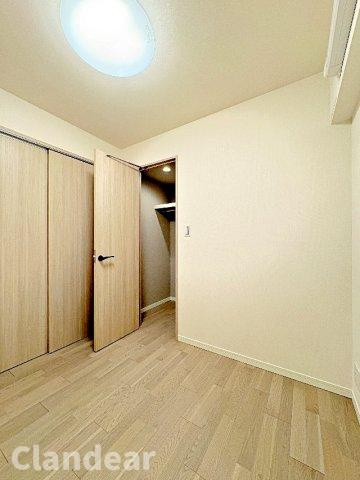 北千住パークファミリアの洋室|ドキドキの新生活も、安心してスタート。ぴったりの住まいを見つけませんか？クランディアが一緒に住まい選びをサポートします‼　まずは、お気軽にお問合せください　＃クランディア