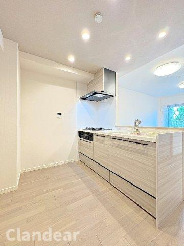 北千住パークファミリアのキッチン|ドキドキの新生活も、安心してスタート。ぴったりの住まいを見つけませんか？クランディアが一緒に住まい選びをサポートします‼　まずは、お気軽にお問合せください　＃クランディア