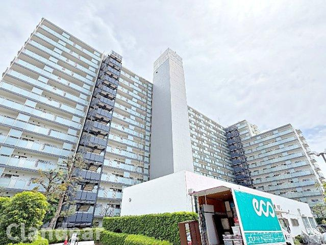 北千住パークファミリアの外観|ドキドキの新生活も、安心してスタート。ぴったりの住まいを見つけませんか？クランディアが一緒に住まい選びをサポートします‼　まずは、お気軽にお問合せください　＃クランディア