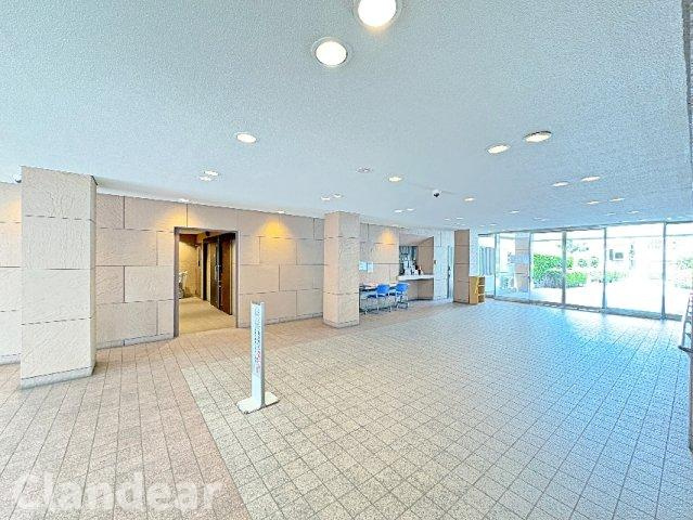 北千住パークファミリアのロビー|ドキドキの新生活も、安心してスタート。ぴったりの住まいを見つけませんか？クランディアが一緒に住まい選びをサポートします‼　まずは、お気軽にお問合せください　＃クランディア