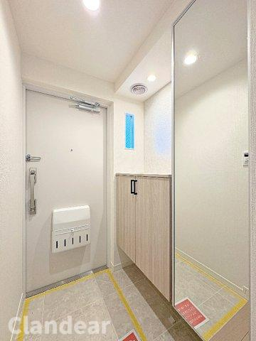 北千住パークファミリアの玄関|ドキドキの新生活も、安心してスタート。ぴったりの住まいを見つけませんか？クランディアが一緒に住まい選びをサポートします‼　まずは、お気軽にお問合せください　＃クランディア