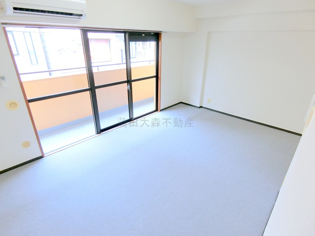 ライオンズマンション千鳥町の居間・リビング