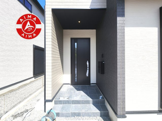 福岡市南区鶴田2丁目第8-1棟（4号棟）の玄関|おでかけの時も帰った時も、「我が家」を最初に感じでもらえる素敵な空間に。