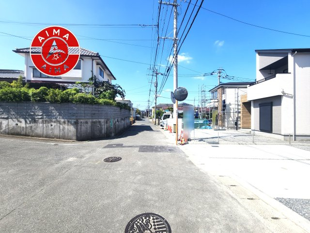 福岡市南区鶴田2丁目第8-1棟（4号棟）の外観|前面道路含む現地の写真です。