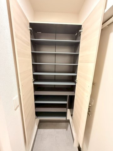 エウレカ玉名駅前の収納
