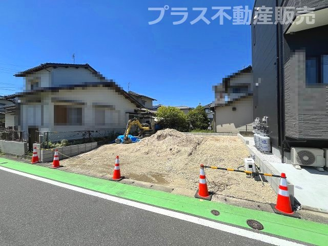 【外観】 | 福岡市早良区田村5丁目6期　1号棟（全1棟）【仲介手数料無料・0円】 | 現地写真。プラス不動産販売なら、現場の全ての棟をまとめてご見学頂けます。