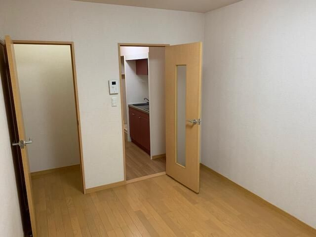 ワコウサンハイツＣ棟の寝室
