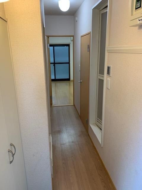 ワコウサンハイツＣ棟の玄関
