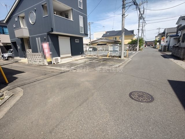 【前面道路含む現地写真】の画像