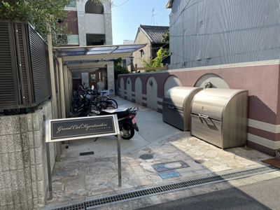 【エントランス】 | グランシエル共立通