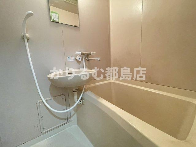 デザイナーズ8マンションの浴室