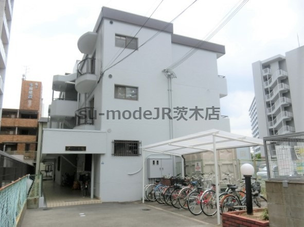 ハイツ國宗の外観