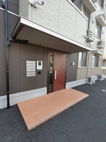 【エントランス】