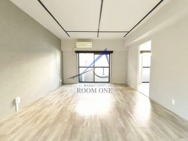 アプローズＭＫの居間・リビング|洋室のお部屋です。