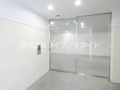 【エントランス】 | ルピナス日野壱番館