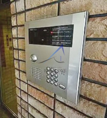 ＬｕｓｔｅｒＳｔａｇｅのセキュリティ|オートロックです。