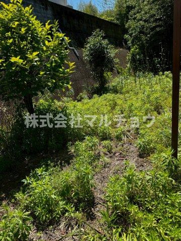 新庄戸建ての庭|簡単な家庭菜園も楽しめるお庭です