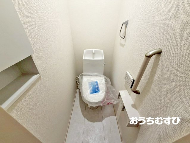 春日井市西高山町2丁目(全4棟)のトイレ