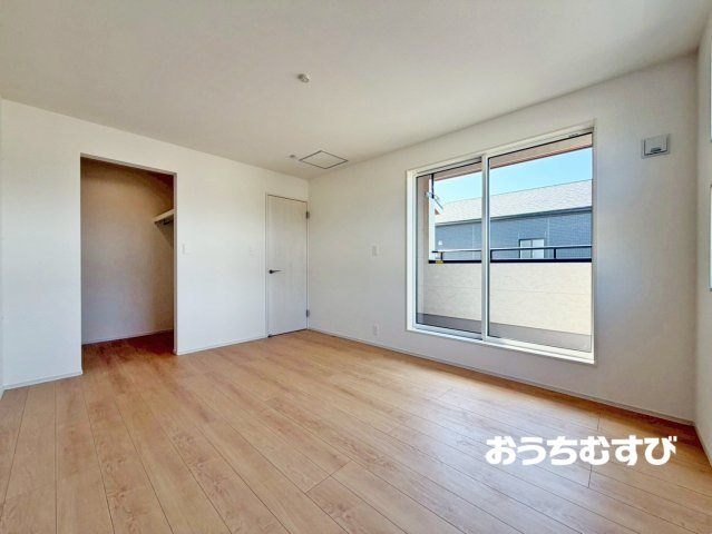 春日井市西高山町2丁目(全4棟)の洋室